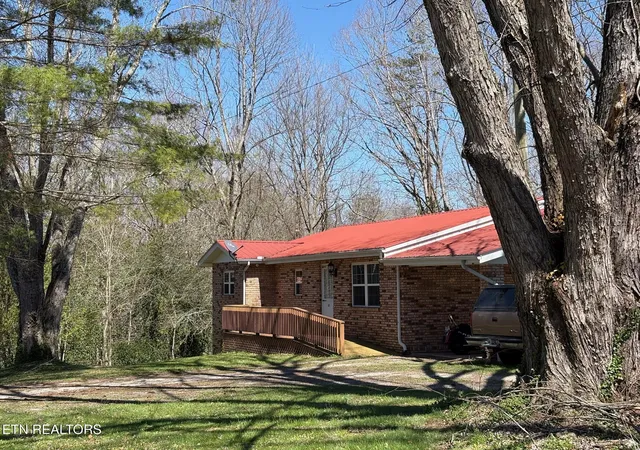 Homes for sale in Jamestown, TN | 350 Colditz Rd, Jamestown, TN 38556 | MLS# 1336877