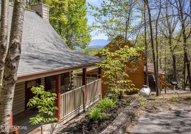 4th image of 2322 Bonnie Ln, Sevierville, TN 37876 | MLS# 1336845