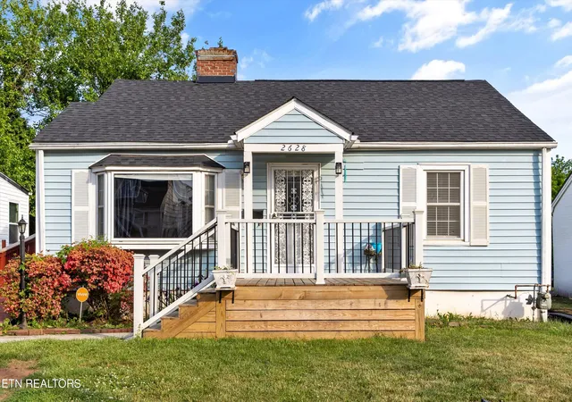 Homes for sale in Knoxville, TN | 2628 Linden Ave, Knoxville, TN 37914 | MLS# 1337750