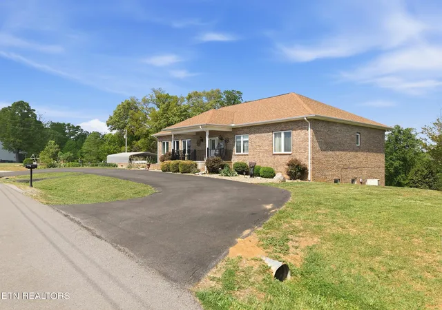 4th image of 446 Gaut Rd, Dandridge, TN 37725 | MLS# 1337348