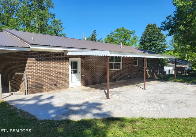 Homes for sale in Dayton, TN | 129 Azalea Ave, Dayton, TN 37321 | MLS# 1340151