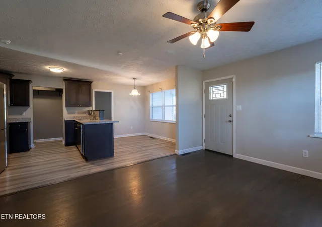 Photo 3 of Single family home for sale at 205 N 12th Street, La Follette, TN 37766 | MLS# 1337206 | Listing updated on 2026-08-31
