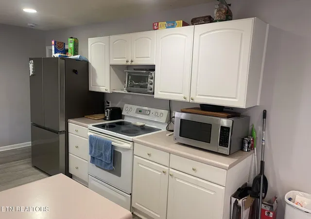Photo 4 of Single family home for sale at 1239 Dossett St, Athens, TN 37303 | MLS# 1337031 | Listing updated on 2026-09-04