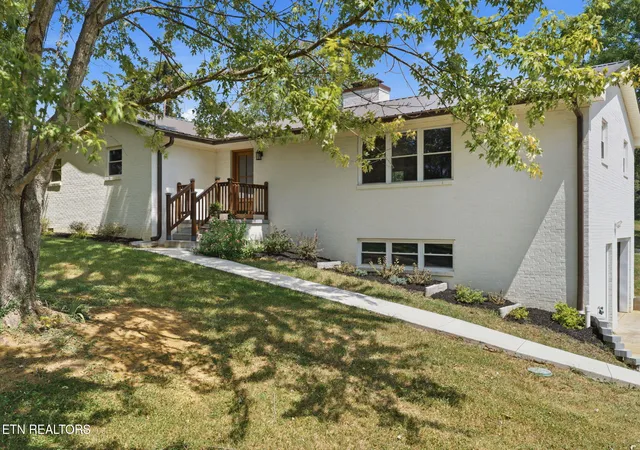Photo 1 of Single family home for sale at 7918 Barker Rd, Corryton, TN 37721 | MLS# 1337030 | Listing updated on 2026-09-03
