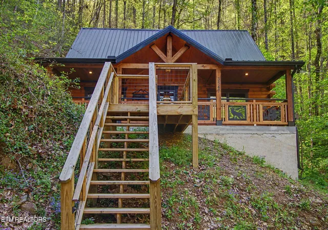 3rd image of 3547 Sugar Maple Loop, Sevierville, TN 37862 | MLS# 1337441