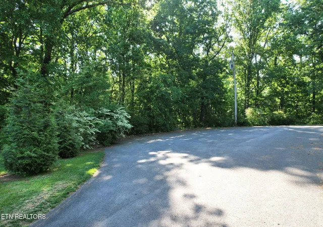 2nd image of 3470 Crown Colony Dr, Cleveland, TN 37312 | MLS# 1338001