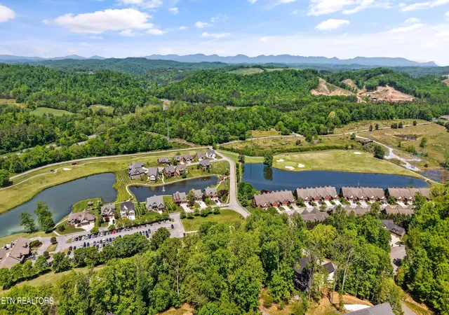 60th image of 1135 Oak Chase Blvd, Lenoir City, TN 37772 | MLS# 1337425