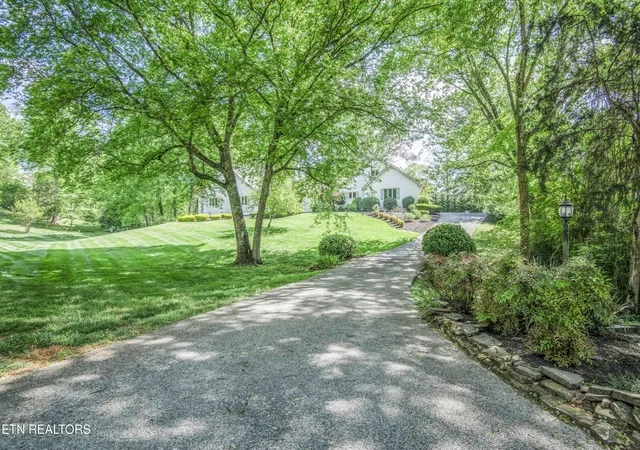 Homes for sale in Knoxville, TN | 138 Champions Pt, Knoxville, TN 37934 | MLS# 1337258