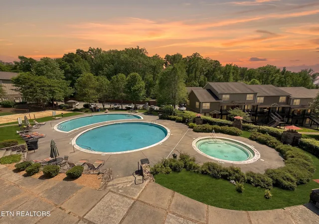 3rd image of 3700 Spruce Ridge Wy, Knoxville, TN 37920
