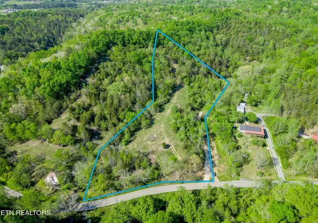Homes for sale in Seymour, TN | 646 N Shiloh Rd #Lot 3, Seymour, TN 37865 | MLS# 1337324