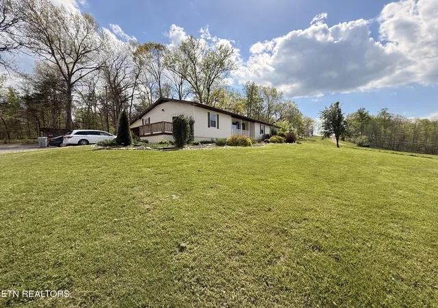 Homes for sale in Jonesville, VA | 4936 Hurricane Rd, Jonesville, VA 24263 | MLS# 1337395