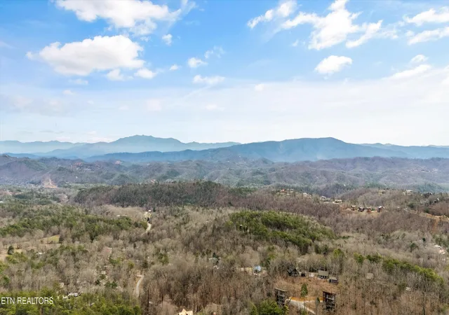 Photo 1 of Single family home for sale at 2059 Wicks Way, Sevierville, TN 37876 | MLS# 1337448 | Listing updated on 2026-08-27