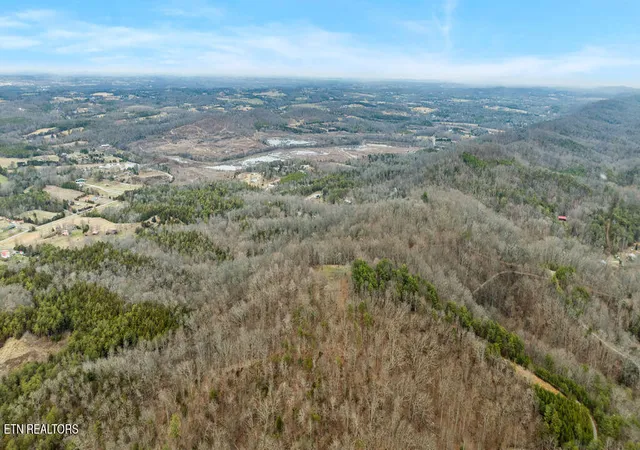 4th image of 1924 Big Gully Rd, Maryville, TN 37801 | MLS# 1337514