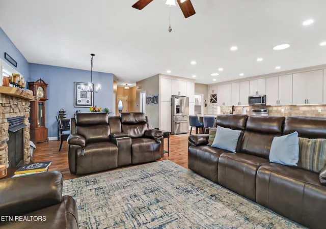 3rd image of 111 Our Way Loop, Crossville, TN 38555 | MLS# 1337656