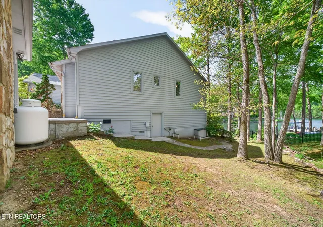 4th image of 167 Markham Ln, Crossville, TN 38558 | MLS# 1338708