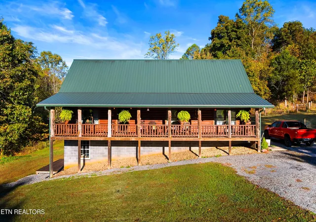 Homes for sale in Whitesburg, TN | 1730 Silver City Rd, Whitesburg, TN 37891 | MLS# 1337760