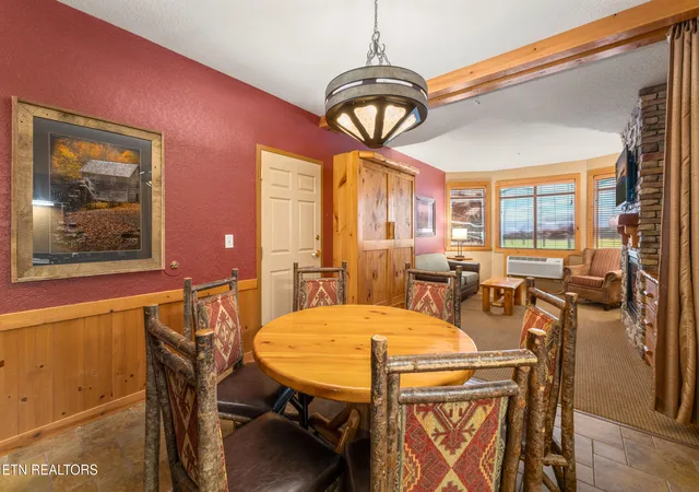 Listing Photo 5 - Condo for sale in building located at 1424 Old Knoxville Unit 13071,73,75 Hwy, Sevierville, TN 37876