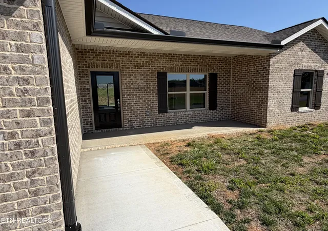 Homes for sale in Madisonville, TN | 203 Ashton Ln, Madisonville, TN 37354 | MLS# 1337944
