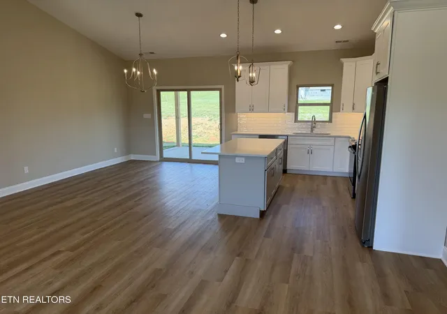 Homes for sale in Madisonville, TN | 203 Ashton Ln, Madisonville, TN 37354 | MLS# 1337944