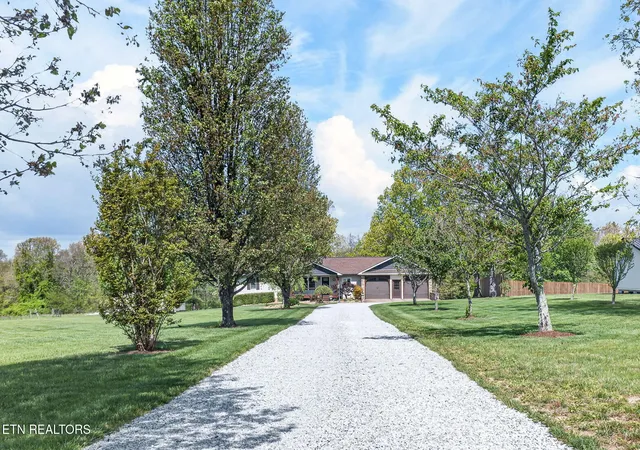 1st image of 7668 Plateau Rd, Crossville, TN 38571 | MLS# 1337832