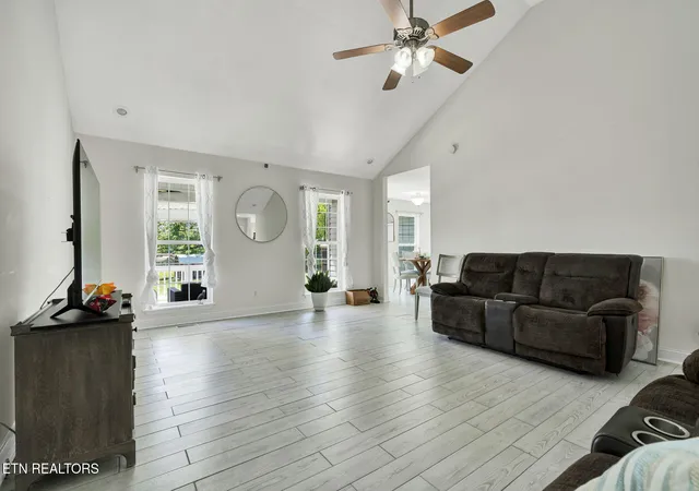 Photo 3 of Single family home for sale at 241 County Rd 158, Riceville, TN 37370 | MLS# 1337717 | Listing updated on 2026-04-24