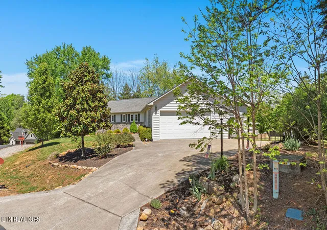 3rd image of 108 Chahyga Wy, Loudon, TN 37774 | MLS# 1338077