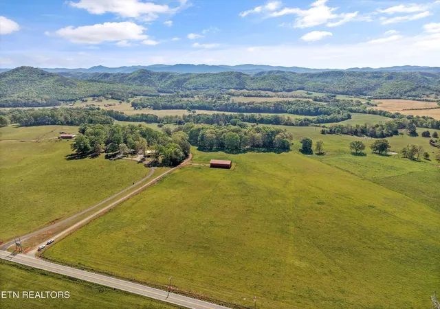 Photo 3 of Sale Pending at 880 Fairview Rd, Tellico Plains, TN 37385 | MLS# 1337812 | Listing updated on 2026-09-24