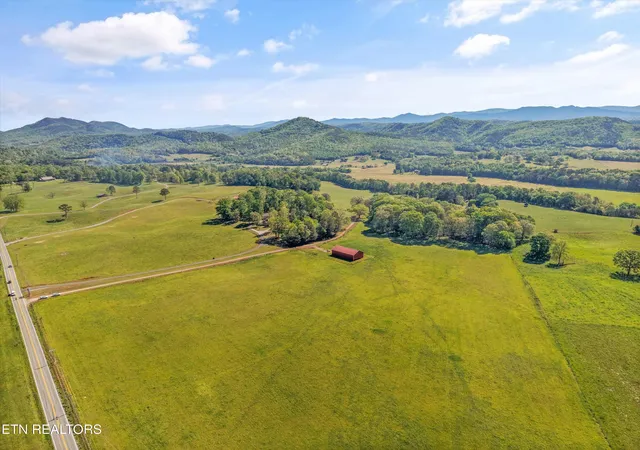 Photo 4 of Sale Pending at 880 Fairview Rd, Tellico Plains, TN 37385 | MLS# 1337812 | Listing updated on 2026-09-24