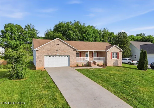 Homes for sale in Lenoir City, TN | 1401 Misty Ridge Dr, Lenoir City, TN 37772 | MLS# 1339906
