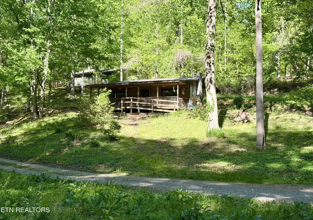 Homes for sale in Caryville, TN | 110 Laguna Vista Dr, Caryville, TN 37714 | MLS# 1338032