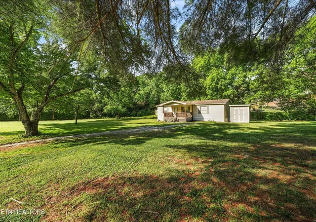 Photo 3 of Single family home for sale at 7819 Pelleaux Rd, Knoxville, TN 37938 | MLS# 1339147 | Listing updated on 2026-05-04