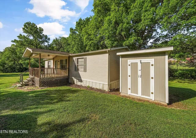 Photo 3 of Single family home for sale at 7819 Pelleaux Rd, Knoxville, TN 37938 | MLS# 1339147 | Listing updated on 2026-05-04