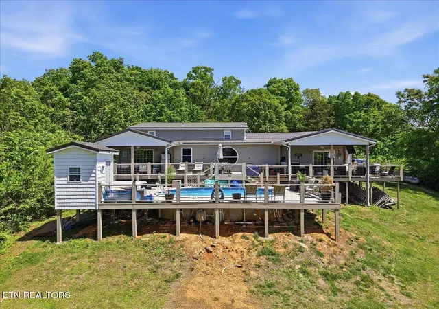 3rd image of 334 Alpha Rd, Newport, TN 37821 | MLS# 1337924