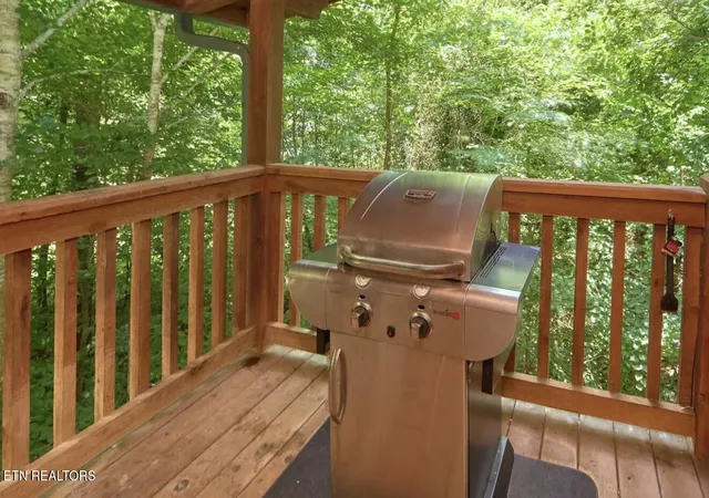 Photo 3 of Single family home for sale at 837 Sunrise Blvd, Sevierville, TN 37862 | MLS# 1338096 | Listing updated on 2026-04-24