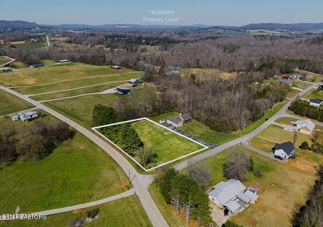 Homes for sale in Sparta, TN | 15 Hidden River Ave, Sparta, TN 38583 | MLS# 1337991