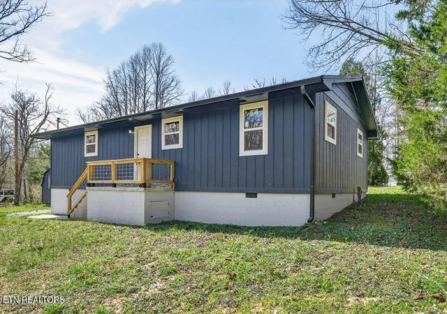 Homes for sale in Pikeville, TN | 121 Twin Oaks Rd, Pikeville, TN 37367 | MLS# 1338040