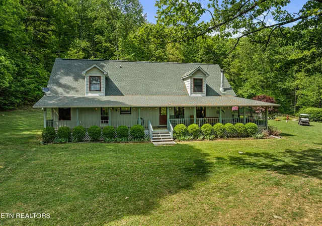 Photo 3 of Single family home for sale at 1043 Reagan Springs Rd, Townsend, TN 37882 | MLS# 1339401 | Listing updated on 2026-10-01