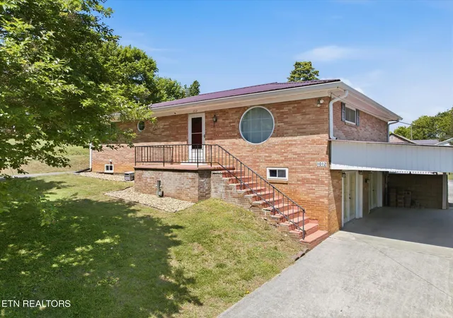1st image of 1012 Bennett St, Sweetwater, TN 37874 | MLS# 1338172