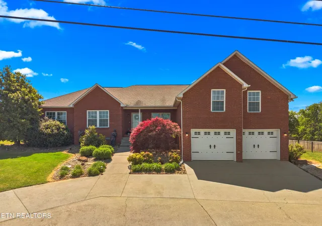 1st image of 683 Privet Dr, Dandridge, TN 37725 | MLS# 1338101