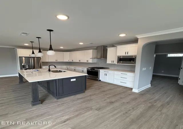 2nd image of 178 River Birch Dr, Lenoir City, TN 37771 | MLS# 1339216