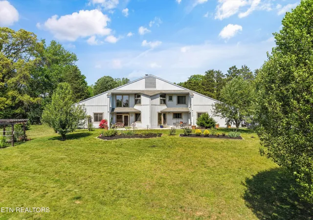 Homes for sale in Knoxville, TN | 4400 Bucknell Dr, Knoxville, TN 37938 | MLS# 1338239