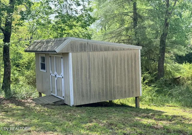 Homes for sale in Jamestown, TN | 1258 Hensley Rd, Jamestown, TN 38556 | MLS# 1338201