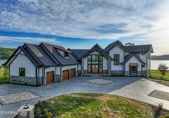 1st image of 202 Crown Jewel Ln, La Follette, TN 37766 | MLS# 1339152