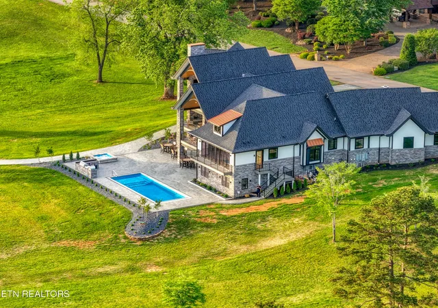 5th image of 202 Crown Jewel Ln, La Follette, TN 37766 | MLS# 1339152