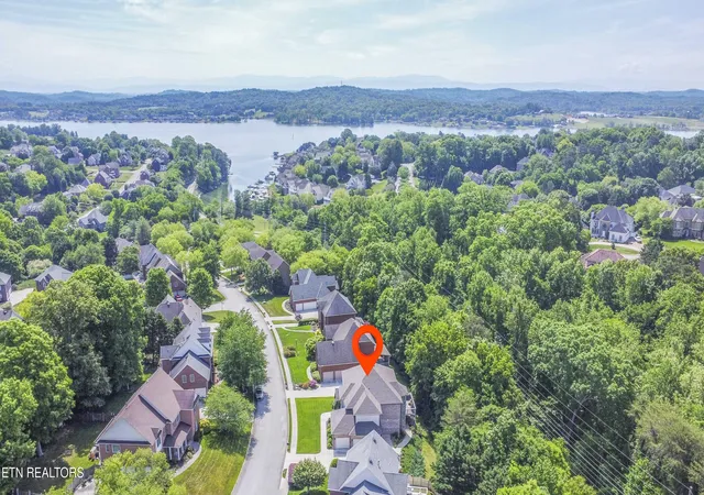 Photo 3 of Single family home for sale at 10412 Meadow Ridges Ln, Knoxville, TN 37922 | MLS# 1339008 | Listing updated on 2026-07-28