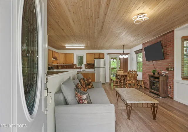 image of 375 Sugar Mountain Wy, Pigeon Forge, TN 37863 | MLS# 1338253