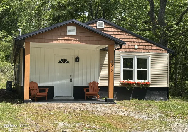 1st image of 425 Childs Rd, Harriman, TN 37748 | MLS# 1338258