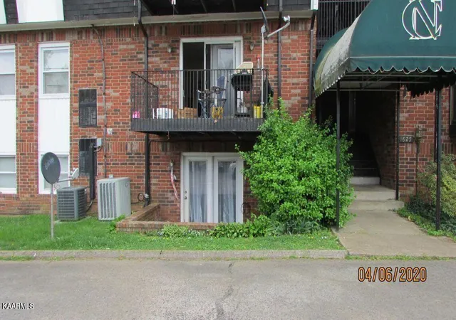 Photo 2 of Sale Pending at 1625 Woodrow Dr #401, Knoxville, TN 37918 | MLS# 1338343 | Listing updated on 2026-08-03