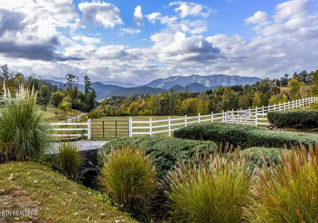 1st image of 634 Old Cedar Creek Rd, Townsend, TN 37882 | MLS# 1338741