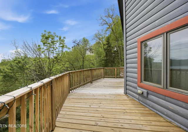 Homes for sale in Sharps Chapel, TN | 699 Lakeview Dr, Sharps Chapel, TN 37866 | MLS# 1338451